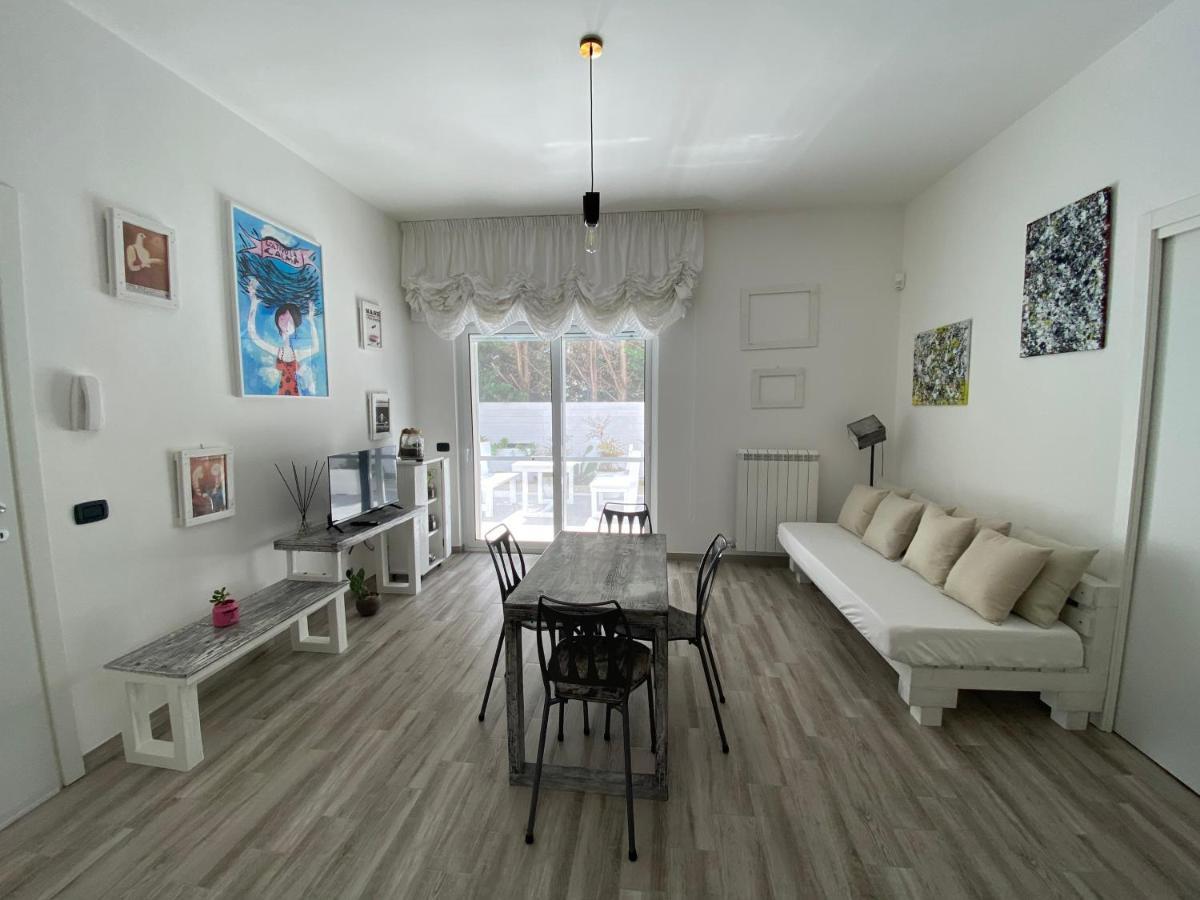 La Casa Di Nina Bed & Breakfast Lecce Ngoại thất bức ảnh