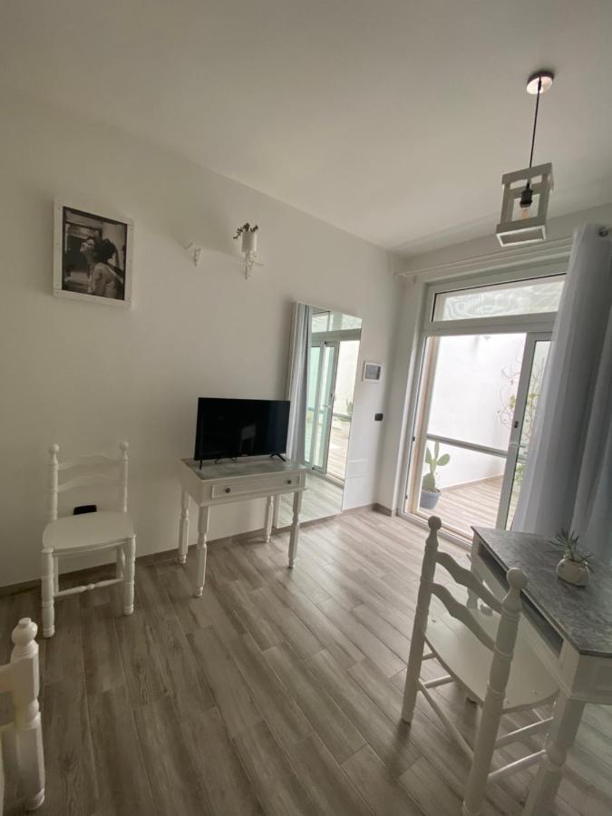 La Casa Di Nina Bed & Breakfast Lecce Ngoại thất bức ảnh